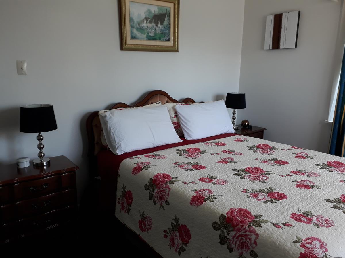 クライストチャーチ エアポート シルバー フェーン アコモデーション Bed & Breakfast エクステリア 写真